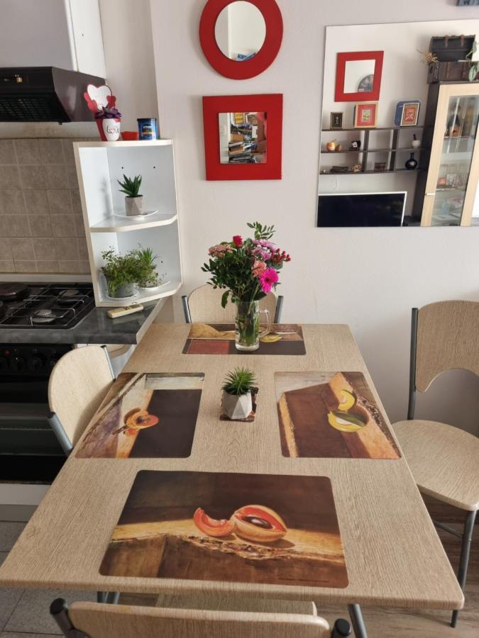 Guest House Roki & Diva (Adults Only) Задар Екстериор снимка