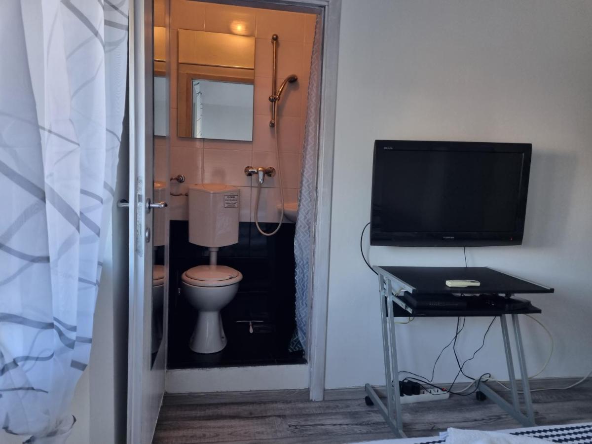 Guest House Roki & Diva (Adults Only) Задар Екстериор снимка